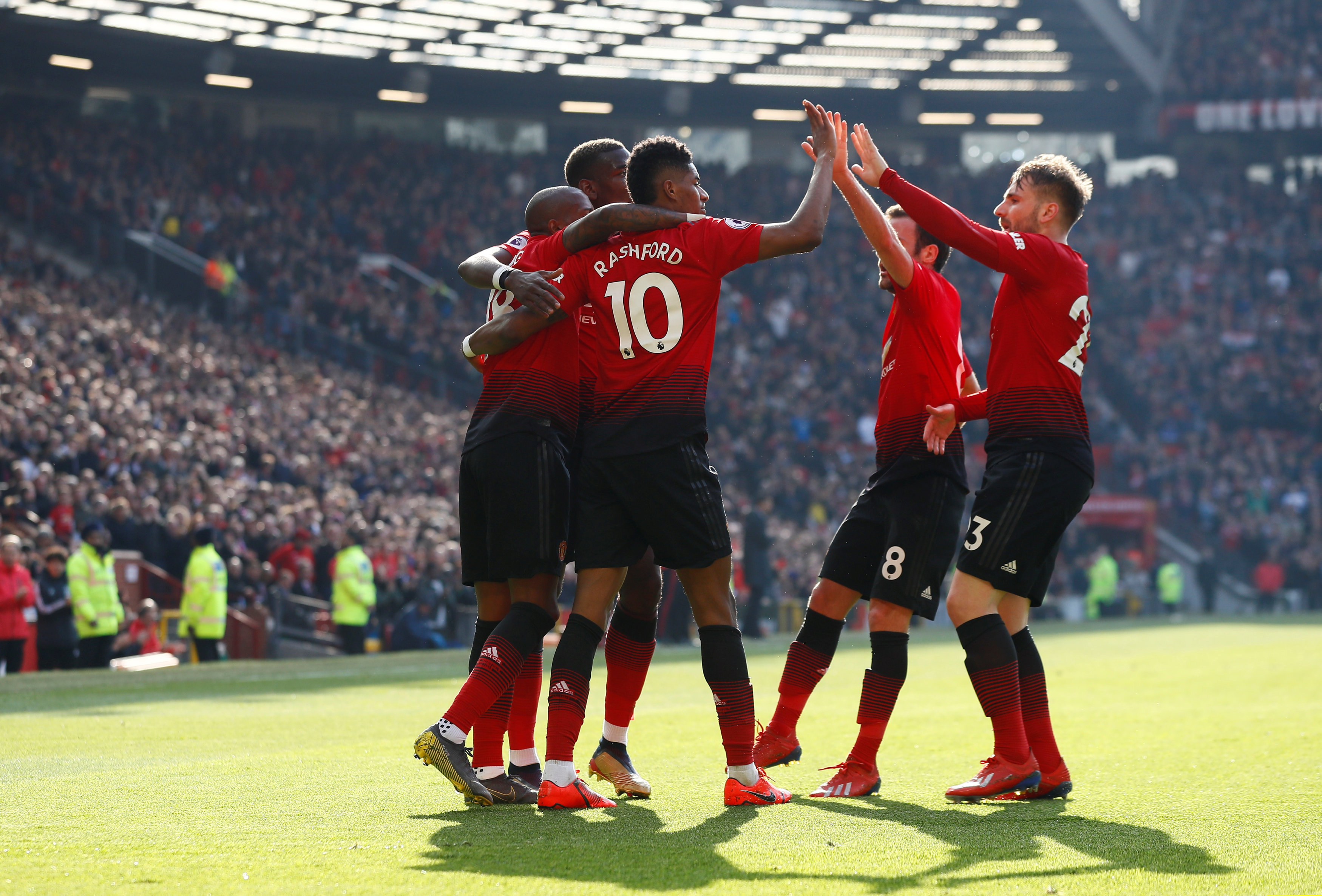 并成为球队 并成为球队